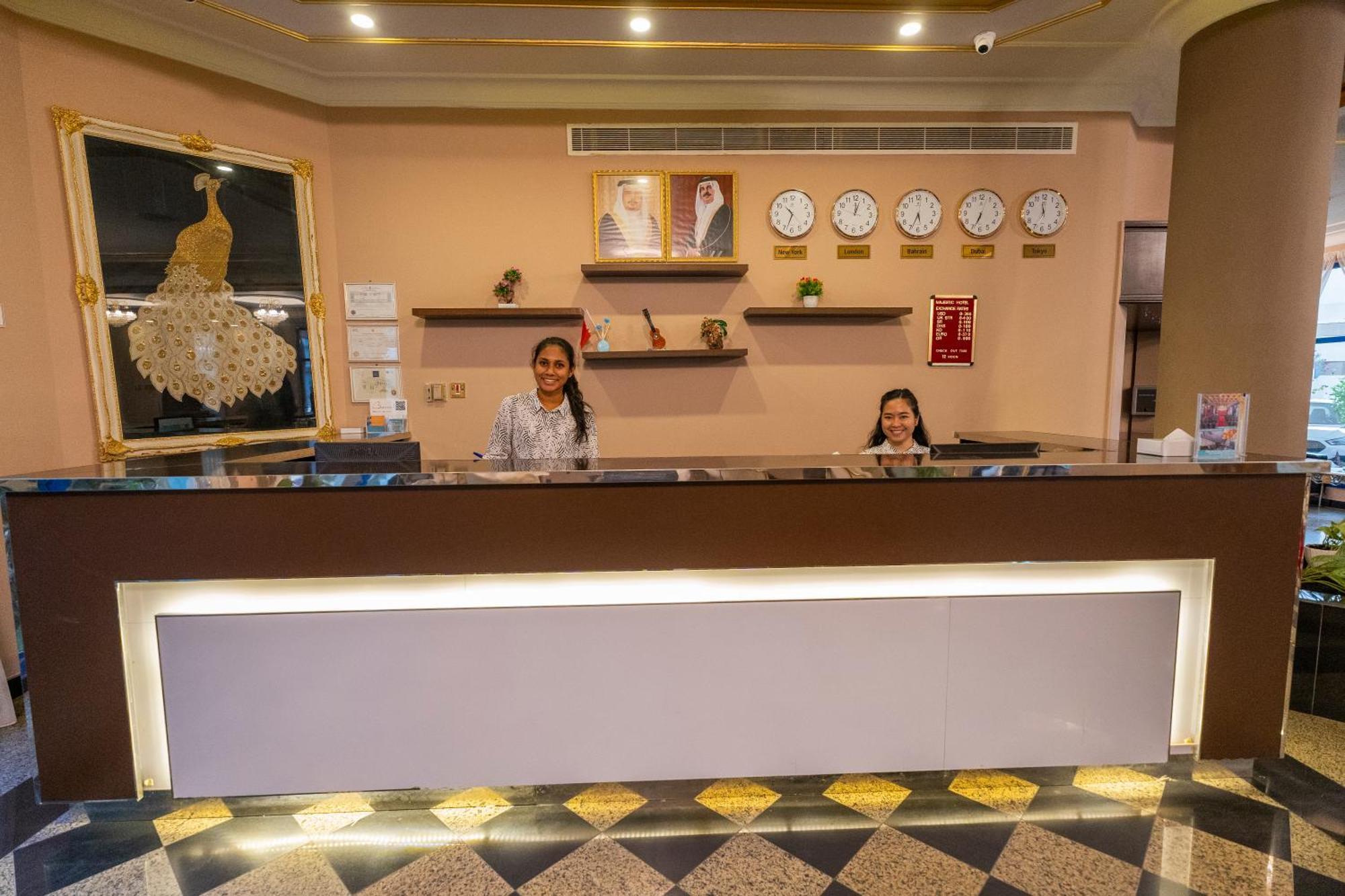 Majestic Hotel Manama Exterior photo